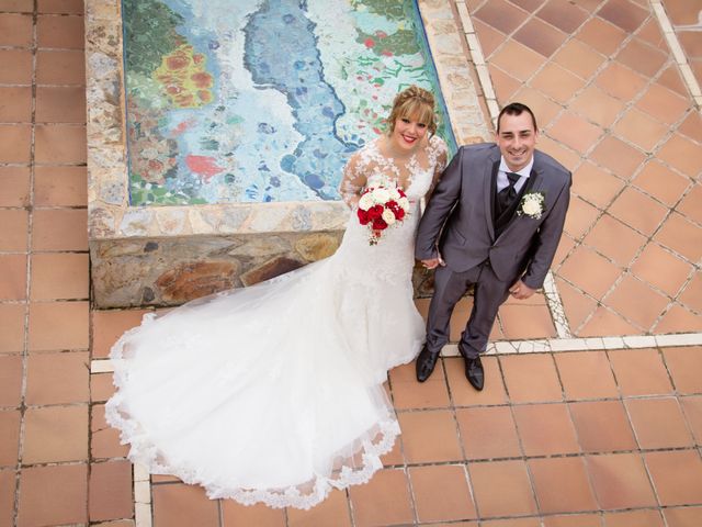 La boda de Carlos y Pilar en Sabadell, Barcelona 16