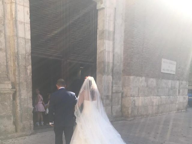 La boda de Santi y Tamara en Valladolid, Valladolid 2