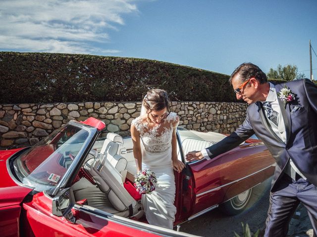 La boda de Fernando y Carla en Canedo, León 31