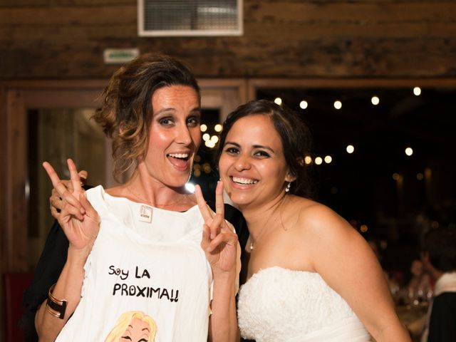 La boda de Lolo y Yohana en Vigo, Pontevedra 33