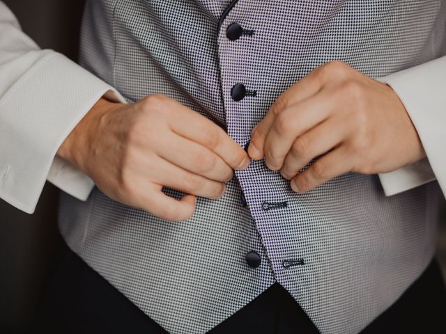 La boda de Adrián y Lucía en A Coruña, A Coruña 9