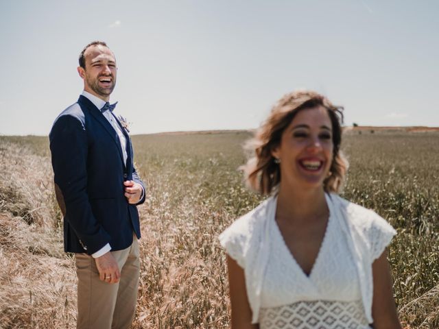 La boda de Víctor y María en Berlanga De Duero, Soria 101