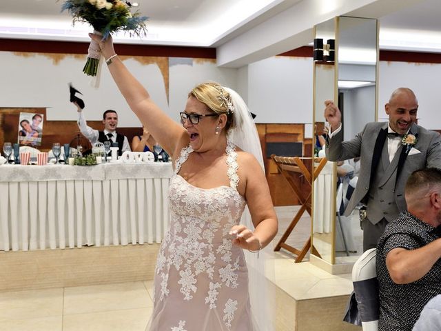 La boda de Chelo y Xisco en Santpedor, Barcelona 42