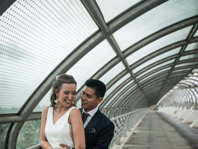 La boda de Andrea y Edwin en Zaragoza, Zaragoza 36
