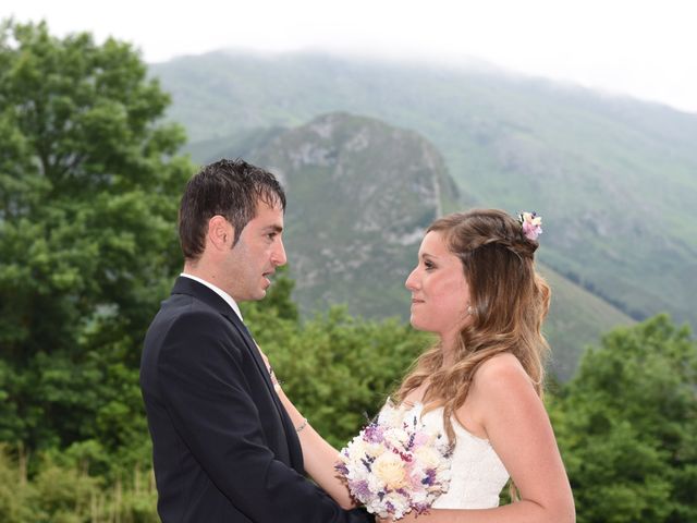 La boda de rodrigo y patrizia en Llanes, Asturias 16