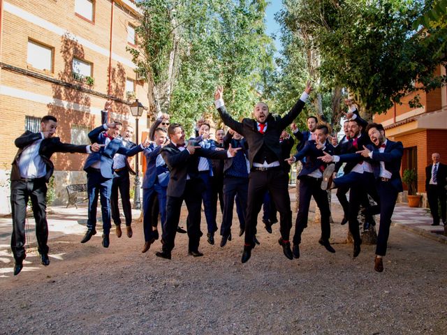 La boda de Juan y Azahara en Villarrobledo, Albacete 11