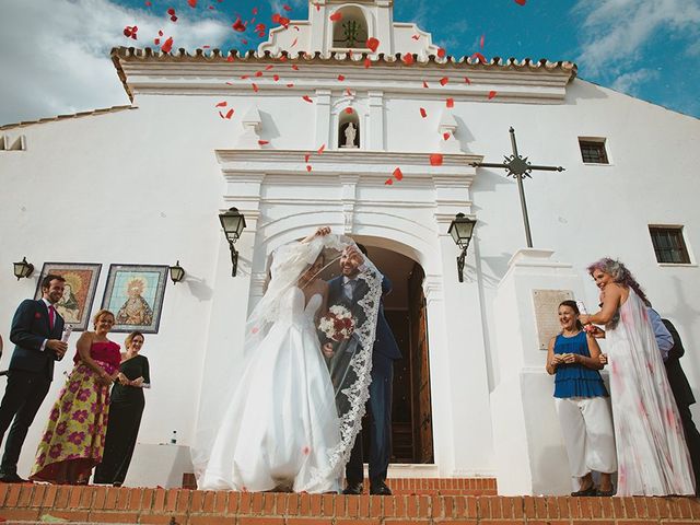 La boda de Victoria y Javi en Málaga, Málaga 12