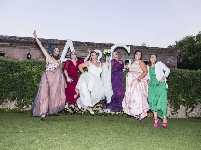 La boda de Cristina y Alex en Villalbilla, Madrid 30