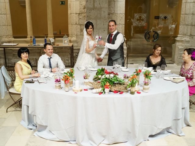 La boda de Rubén y Isabel en Burgos, Burgos 80