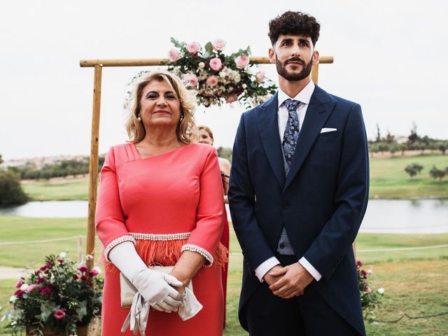 La boda de Javier y Laura en Tomares, Sevilla 13