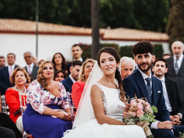 La boda de Javier y Laura en Tomares, Sevilla 17