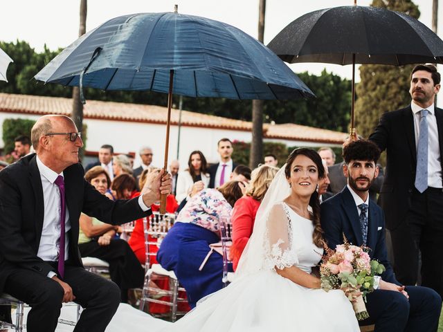 La boda de Javier y Laura en Tomares, Sevilla 24