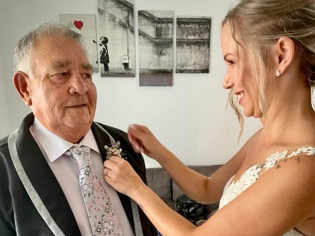 La boda de Elena y Cristian en Canyelles, Barcelona 11