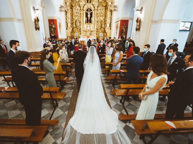 La boda de Juan Carlos y Rocío en El Puerto De Santa Maria, Cádiz 13