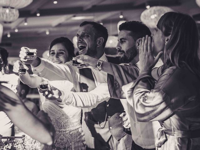 La boda de Marce y Lucia en Santiago De Compostela, A Coruña 104