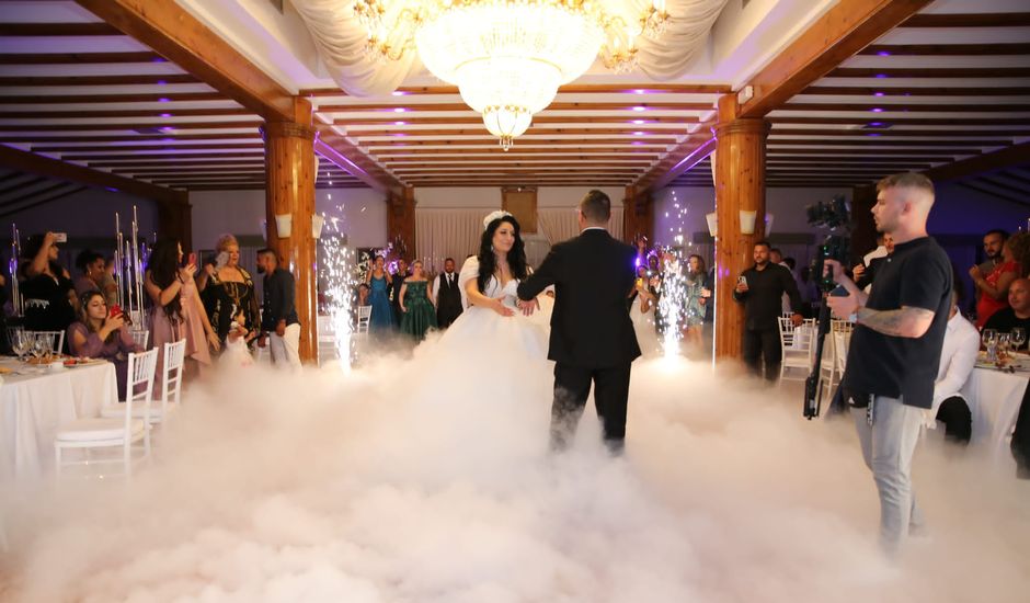 La boda de Cristian y Alina en Alicate, Málaga
