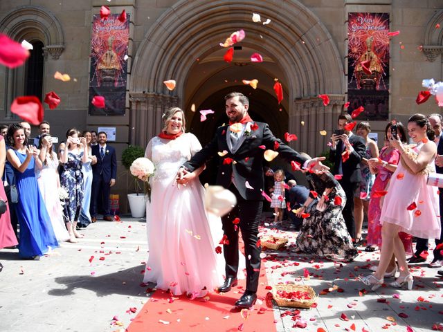 La boda de David y Edurne en Pamplona, Navarra 3