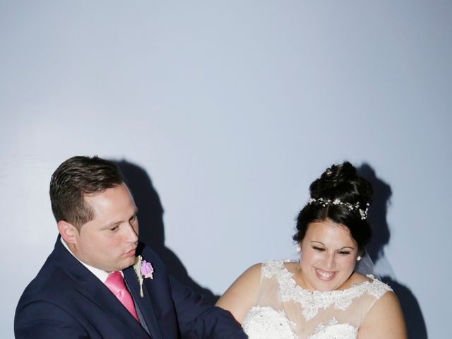 La boda de Samuel y Vanesa en Alcala Del Rio, Sevilla 31