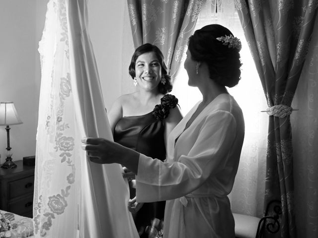 La boda de Nacho y Esmeralda en Villafranca De Los Barros, Badajoz 13