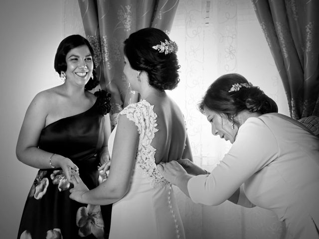 La boda de Nacho y Esmeralda en Villafranca De Los Barros, Badajoz 19