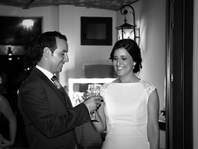 La boda de Nacho y Esmeralda en Villafranca De Los Barros, Badajoz 73