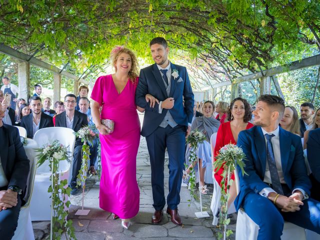 La boda de Adri y Patri en Redondela, Pontevedra 16