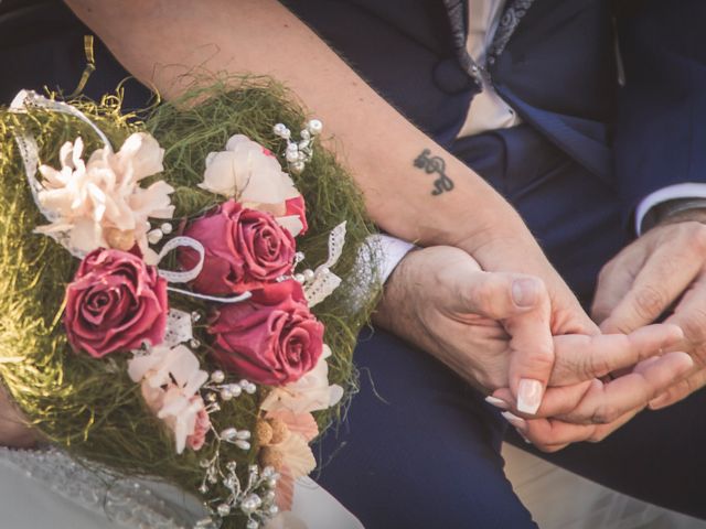 La boda de Carlos y Carmen en Montequinto, Sevilla 16