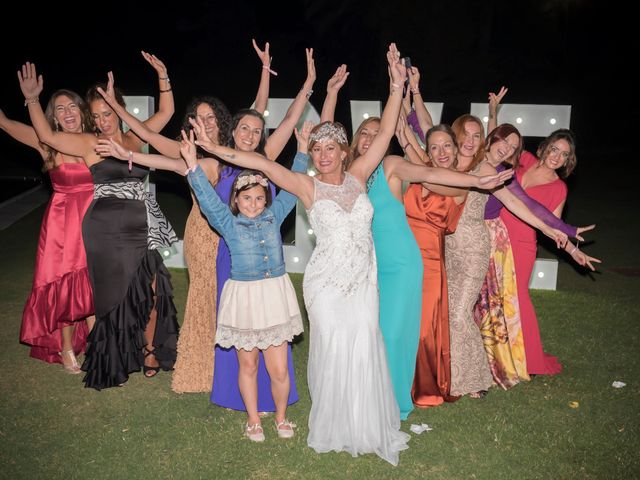 La boda de Carlos y Carmen en Montequinto, Sevilla 30