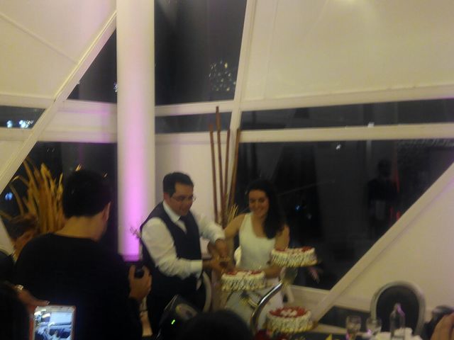 La boda de Christian  y María de Pilar en Madrid, Madrid 15