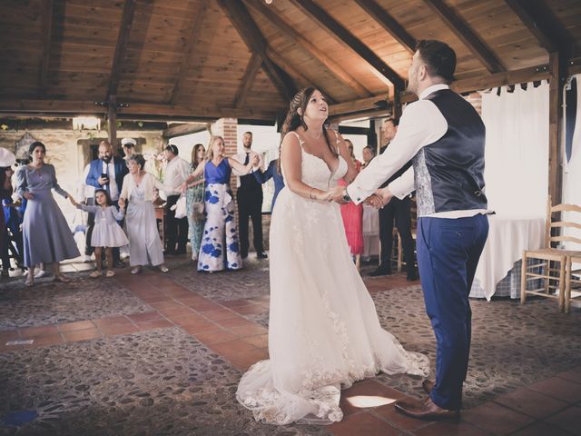 La boda de Miguel y Irene en Pinilla Del Valle, Madrid 32