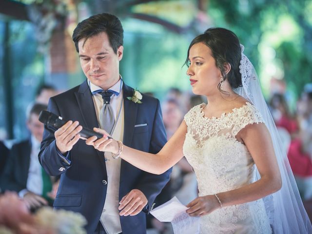 La boda de Luis y geraldine en Alcalá De Henares, Madrid 22