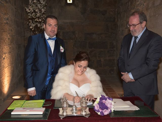 La boda de Iker y Ana en Pamplona, Navarra 23