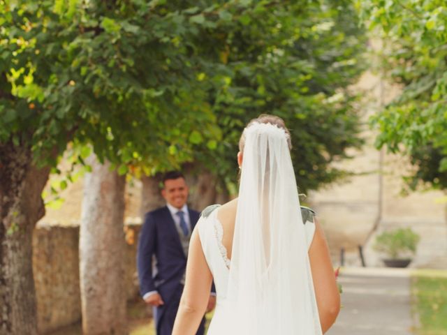 La boda de Carlos y Amaia en Ventas De Armentia, Burgos 25