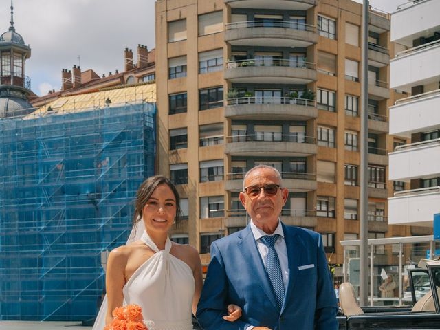 La boda de César y Romina en Avilés, Asturias 8