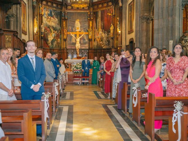 La boda de César y Romina en Avilés, Asturias 11