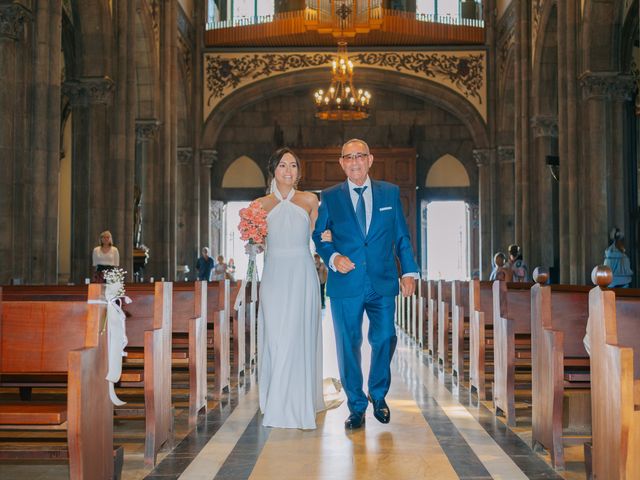 La boda de César y Romina en Avilés, Asturias 12