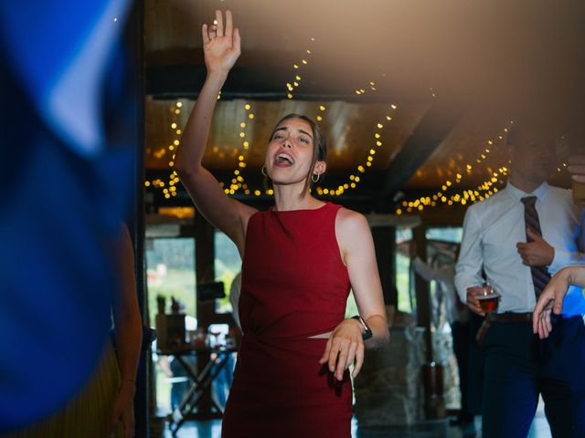 La boda de César y Romina en Avilés, Asturias 107