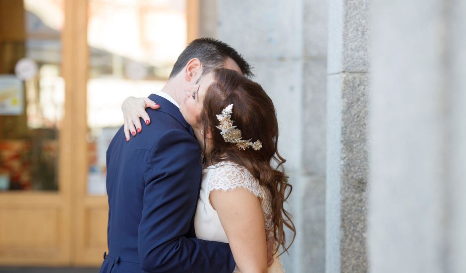 La boda de Javier y Ainhoa en Madrid, Madrid