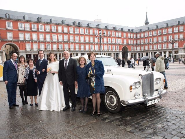 La boda de Ivan y Idoya en Madrid, Madrid 1