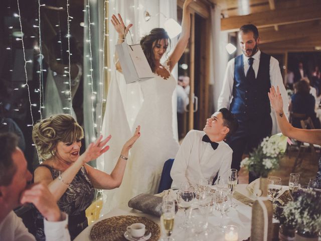 La boda de Víctor y Mireia en Castellterçol, Barcelona 332