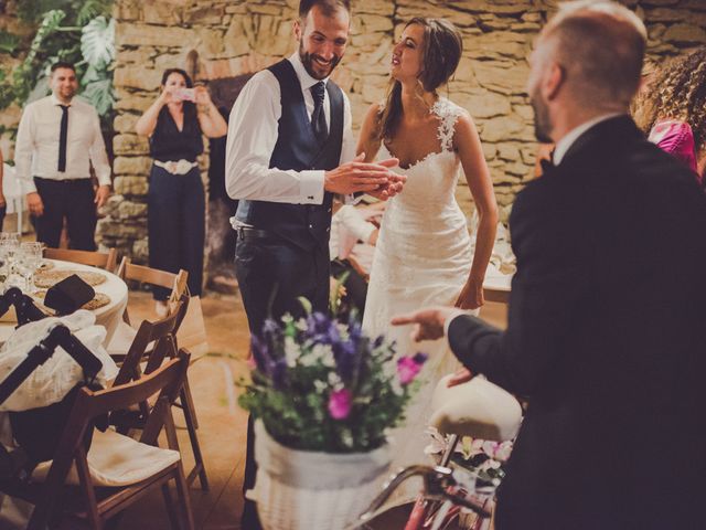 La boda de Víctor y Mireia en Castellterçol, Barcelona 394