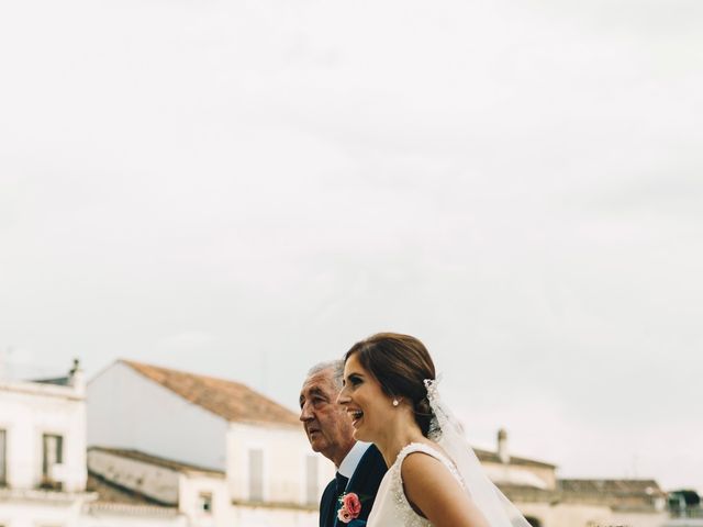 La boda de Israel y Estefanía en Trujillo, Cáceres 17