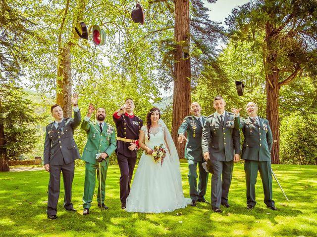 La boda de Miguel y Ana en Soutomaior, Pontevedra 17