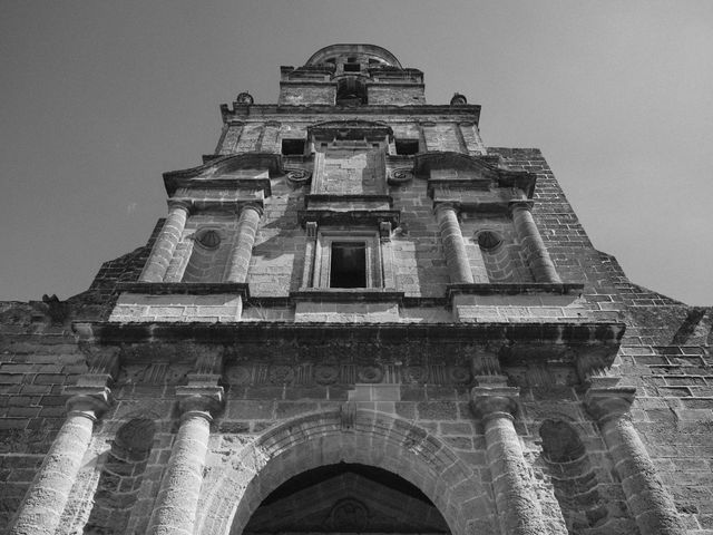 La boda de Guillermo y Teresa en Jerez De La Frontera, Cádiz 32