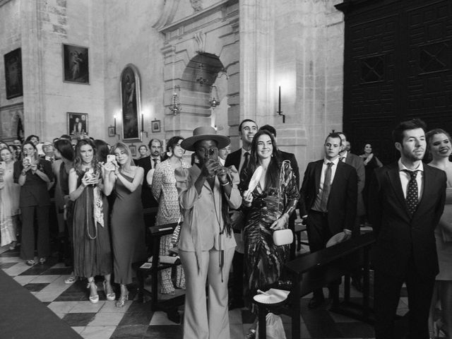 La boda de Guillermo y Teresa en Jerez De La Frontera, Cádiz 45