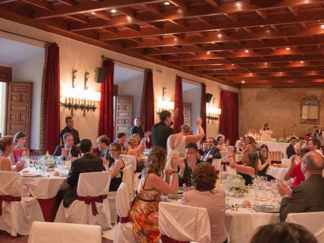 La boda de Guillermo y María en León, León 26