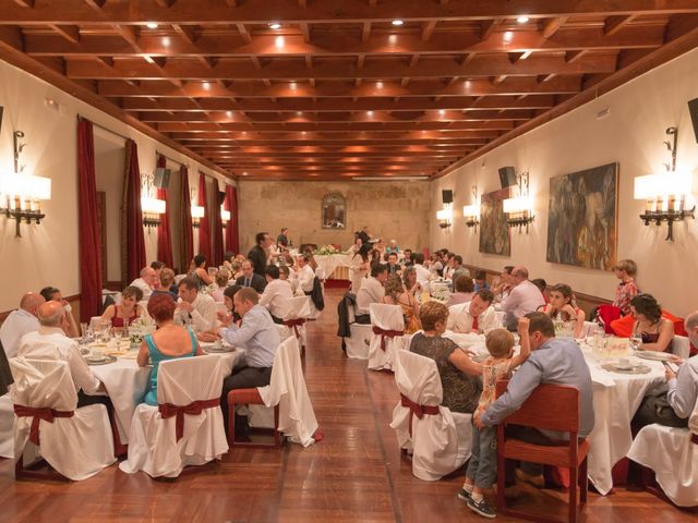 La boda de Guillermo y María en León, León 29