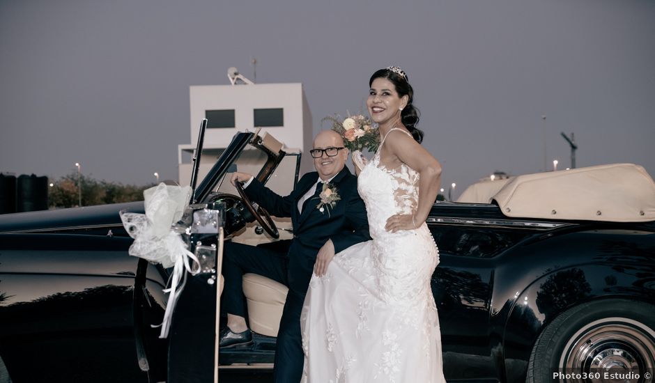 La boda de Juan Carlos y Maribel en Almoradí, Alicante