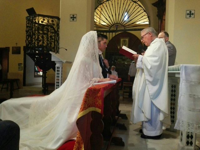 La boda de Carlos  y Saray  en Alcala De Guadaira, Sevilla 12