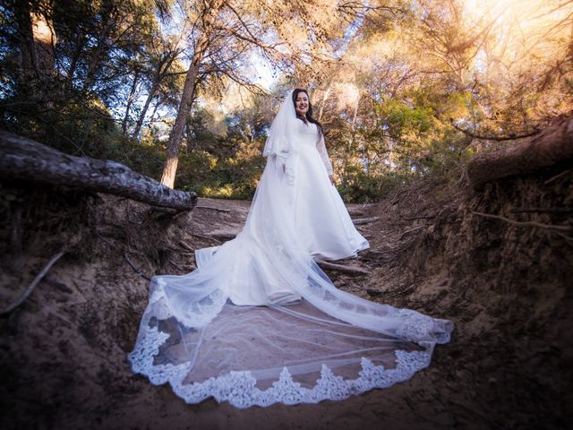 La boda de José y Orathai en Altafulla, Tarragona 294